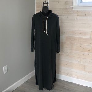 Charcoal hoodie lounger small w pockets NWT